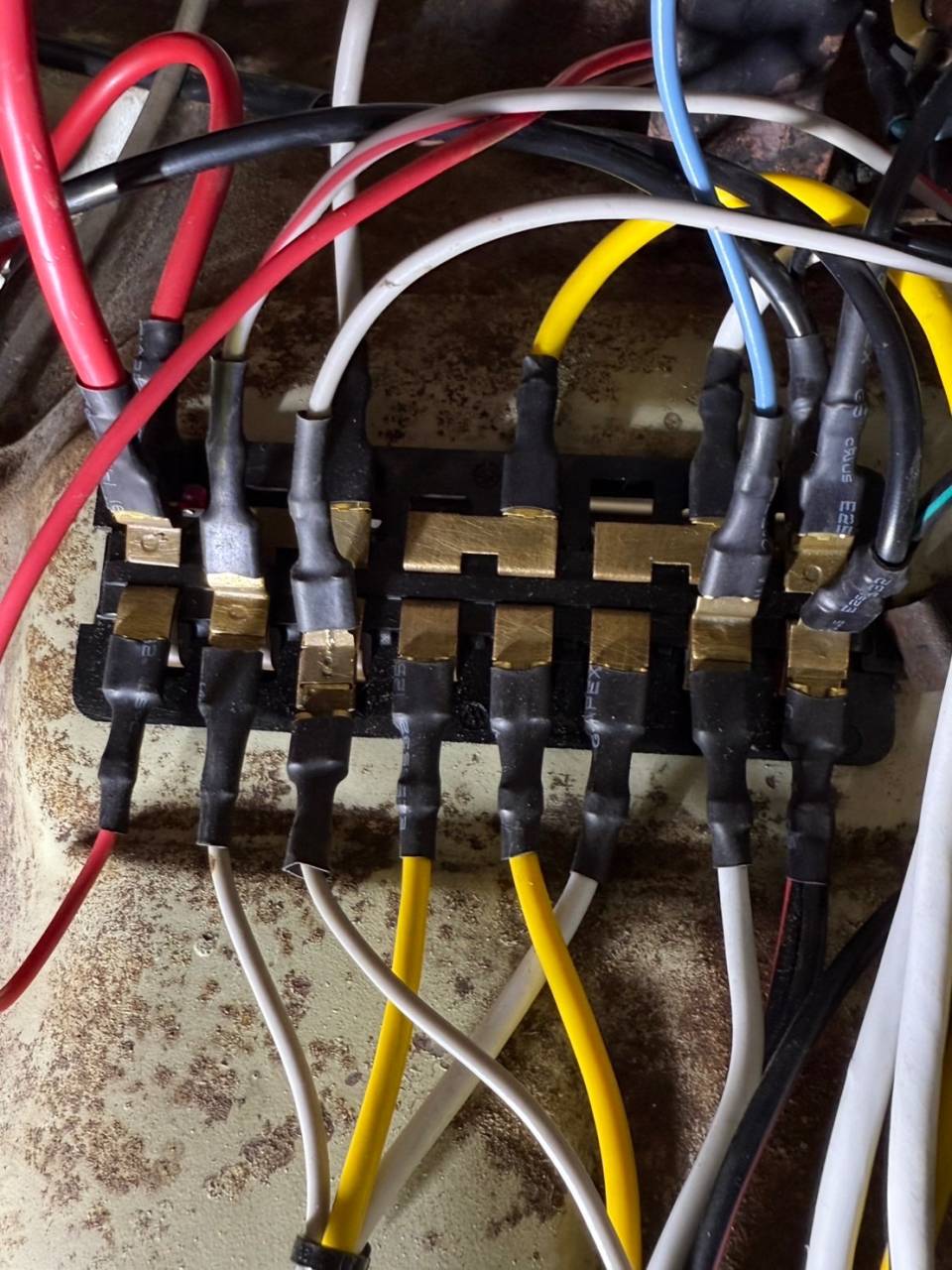 空冷ビートル　配線引き直し☆和気町　車屋　モーターショップ安本